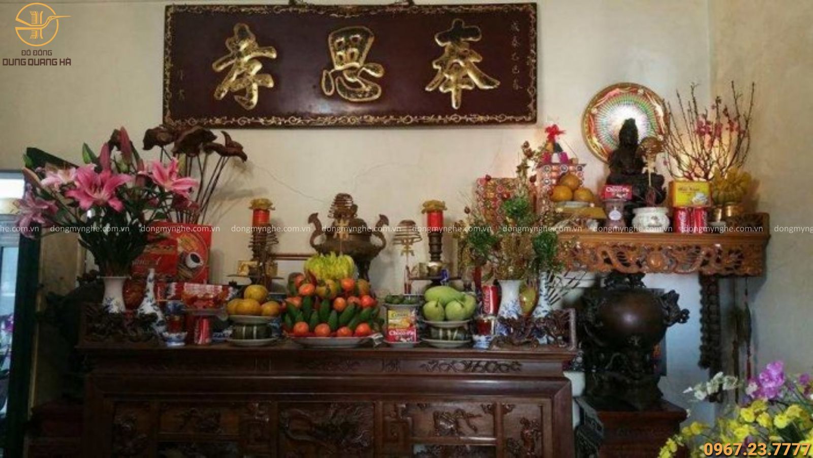 Bàn thờ phật đặt bên trái hay bên phải bàn thờ gia tiên Bàn thờ phật đặt bên trái hay bên phải bàn thờ gia tiên