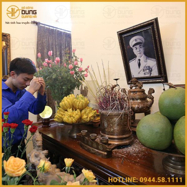 Giải Đáp: Bàn Thờ Có 1 Bát Hương Có Được Không?