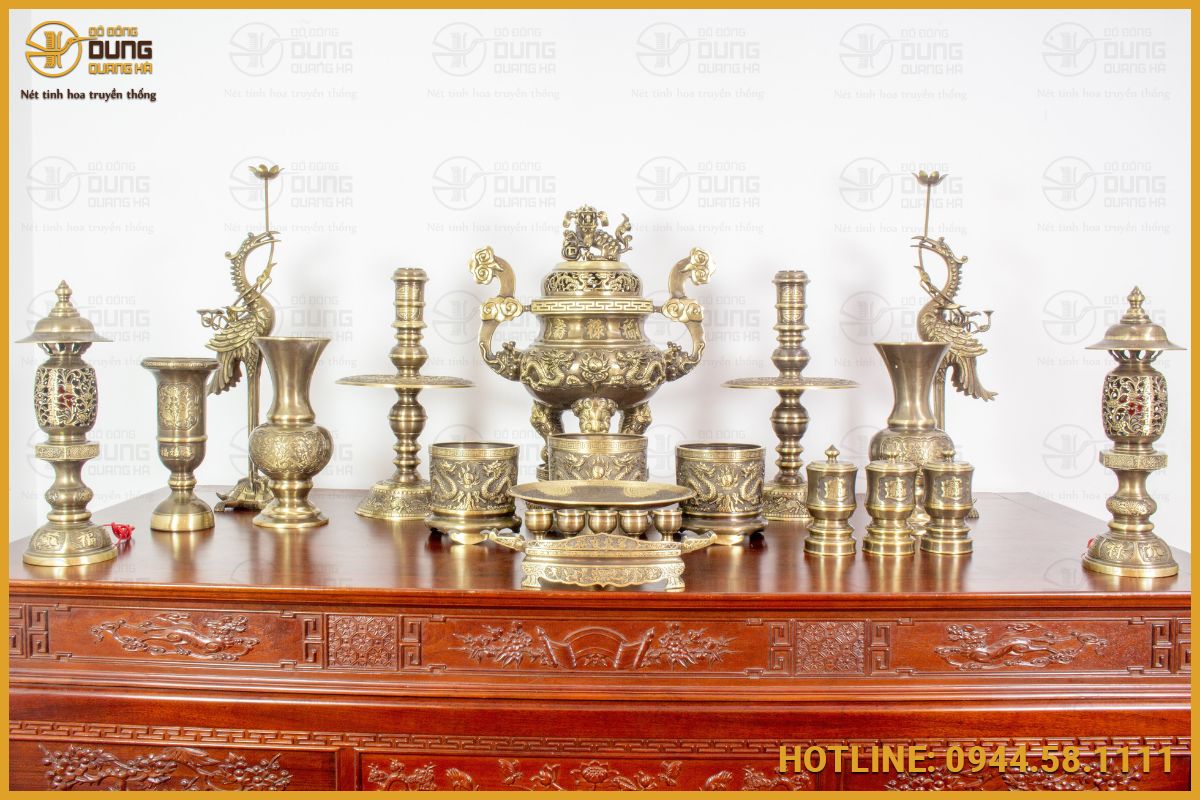 Nên bày trí bao nhiêu bát hương trên bàn thờ là đẹp nhất?