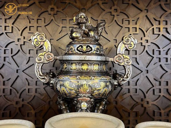 Bàn giao Bộ Đỉnh Ngũ Sắc tới anh chị khách hàng Ninh Hiệp