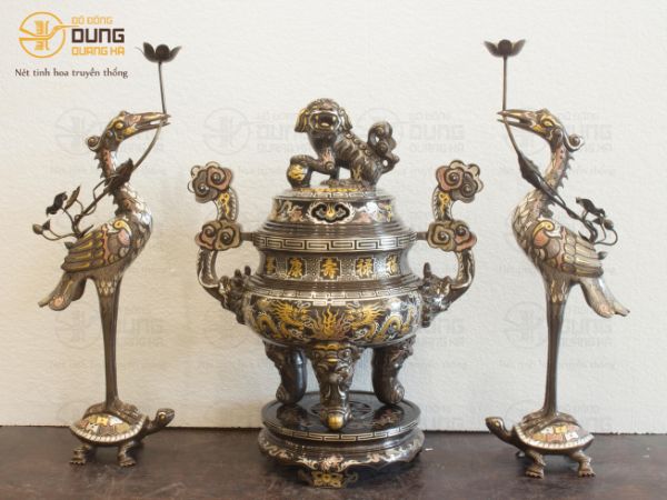 Ý Nghĩa Của Bộ Tam Sự Trong Tâm Linh Phong Thủy 