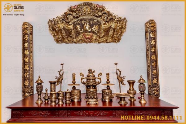 Cách Bày Đồ Thờ Bằng Đồng Trên Bàn Thờ Gia Tiên Chuẩn