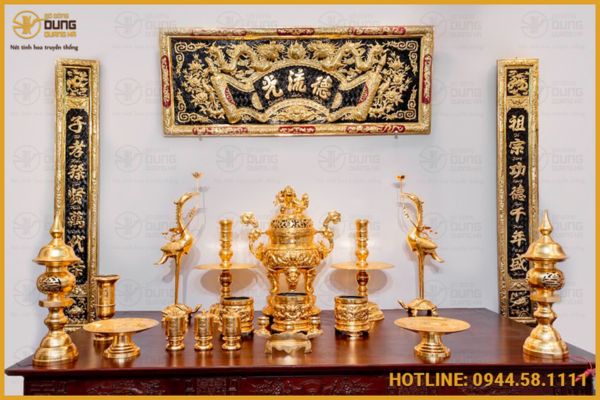 Cách Bày Đồ Thờ Bằng Đồng Trên Bàn Thờ Gia Tiên Chuẩn