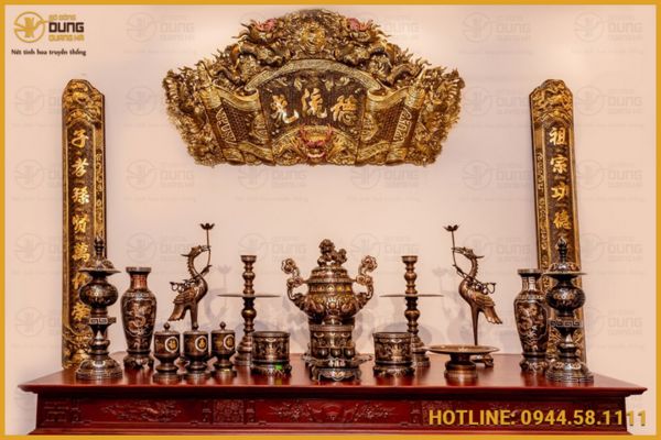 Cách Bày Đồ Thờ Bằng Đồng Trên Bàn Thờ Gia Tiên Chuẩn