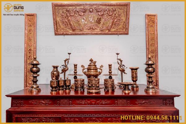 Cách Bày Đồ Thờ Bằng Đồng Trên Bàn Thờ Gia Tiên Chuẩn