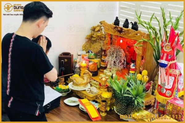 Hướng dẫn cách bỏ bàn thờ Thần Tài cũ chuẩn nhất