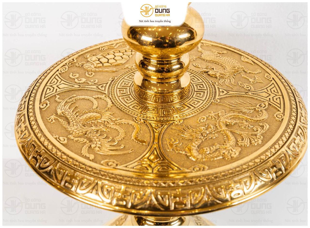 Chân nến thờ Đài Loan bằng đồng vàng nặng 10kg cao 70cm