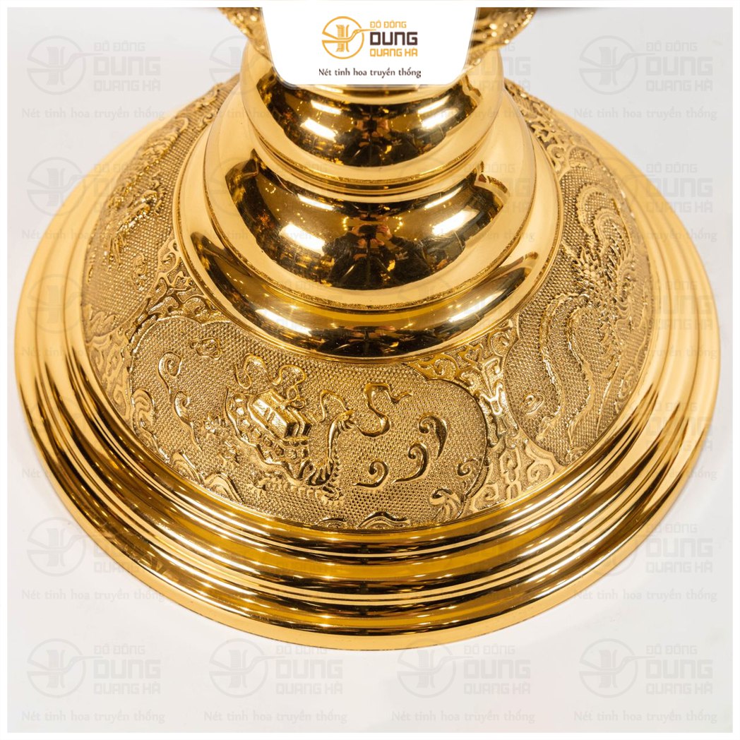 Chân nến thờ Đài Loan bằng đồng vàng nặng 10kg cao 70cm