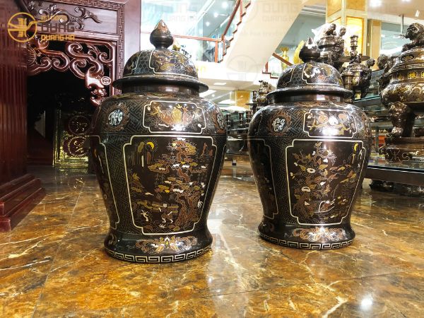 Chóe thờ được sử dụng để làm gì trong thờ cúng ?