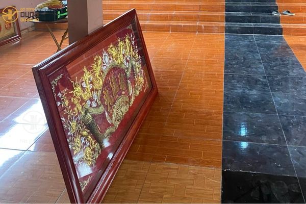 Bàn giao và lắp đặt bộ Đại tự câu đối cho Nhà thờ họ dòng tộc Nguyễn Đàm Danh tại Nghi Lộc, Nghệ An