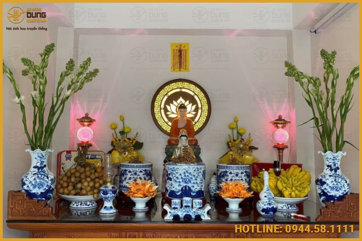 Bàn thờ Phật