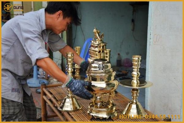 dịch vụ đánh bóng lư đồng tại nhà