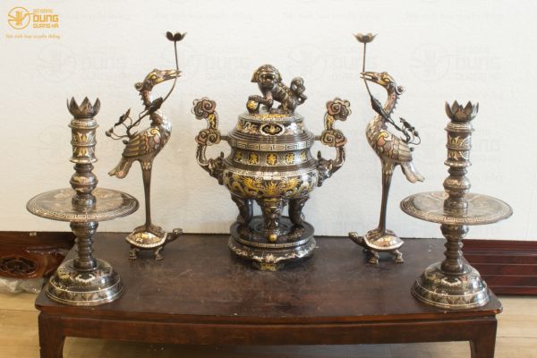 5 Món Đồ Thờ Bằng Đồng Gồm Những Gì ?