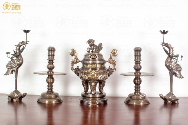 5 Món Đồ Thờ Bằng Đồng Gồm Những Gì ?