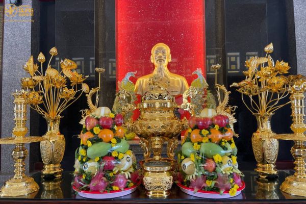 Tân trang - lắp đặt đồ thờ tại nghĩa trang liệt sĩ huyện Đức Hoà - Long An