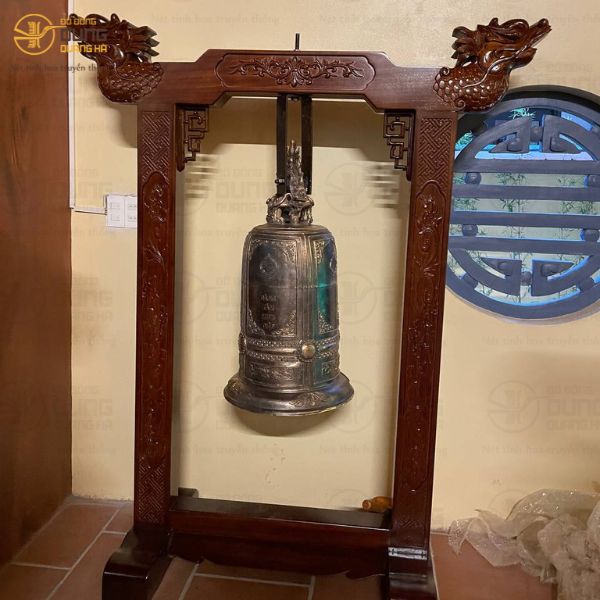 Giao và lắp đặt chuông 65kg tại điện ở Đông Triều - Quảng Ninh