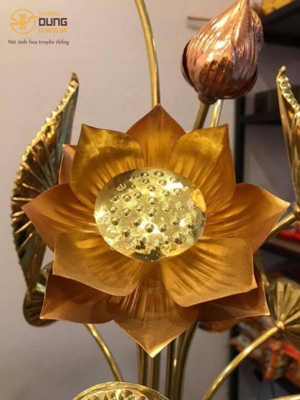 Khám Phá Ý Nghĩa Hoa Sen Bằng Đồng Chuẩn 