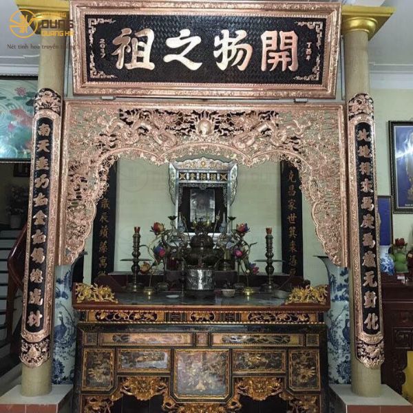 Hoành Phi Câu Đối & Cuốn Thư Câu Đối Có Khác Nhau ?