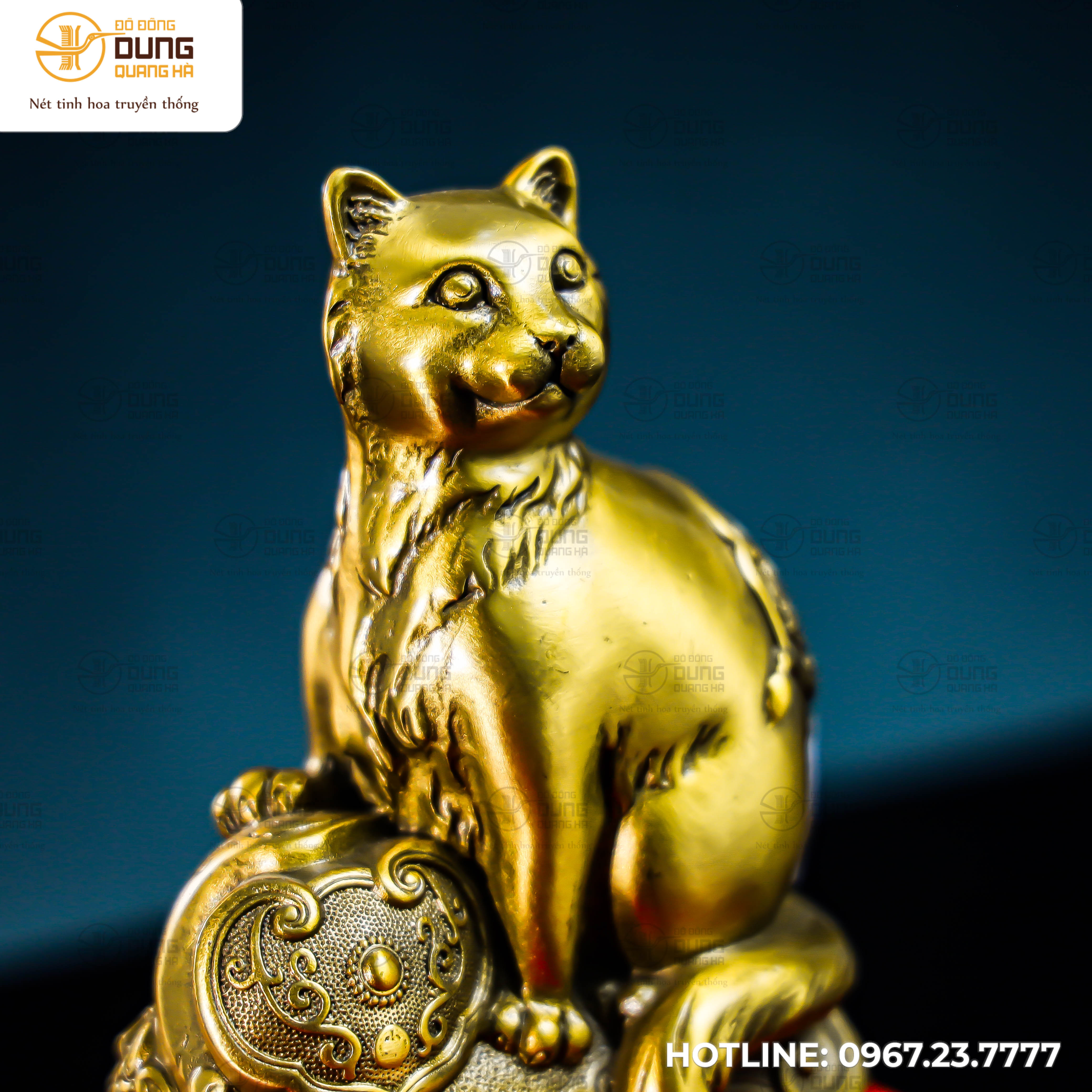 Tượng mèo Như Ý bằng đồng vàng kích thước 17x14cm