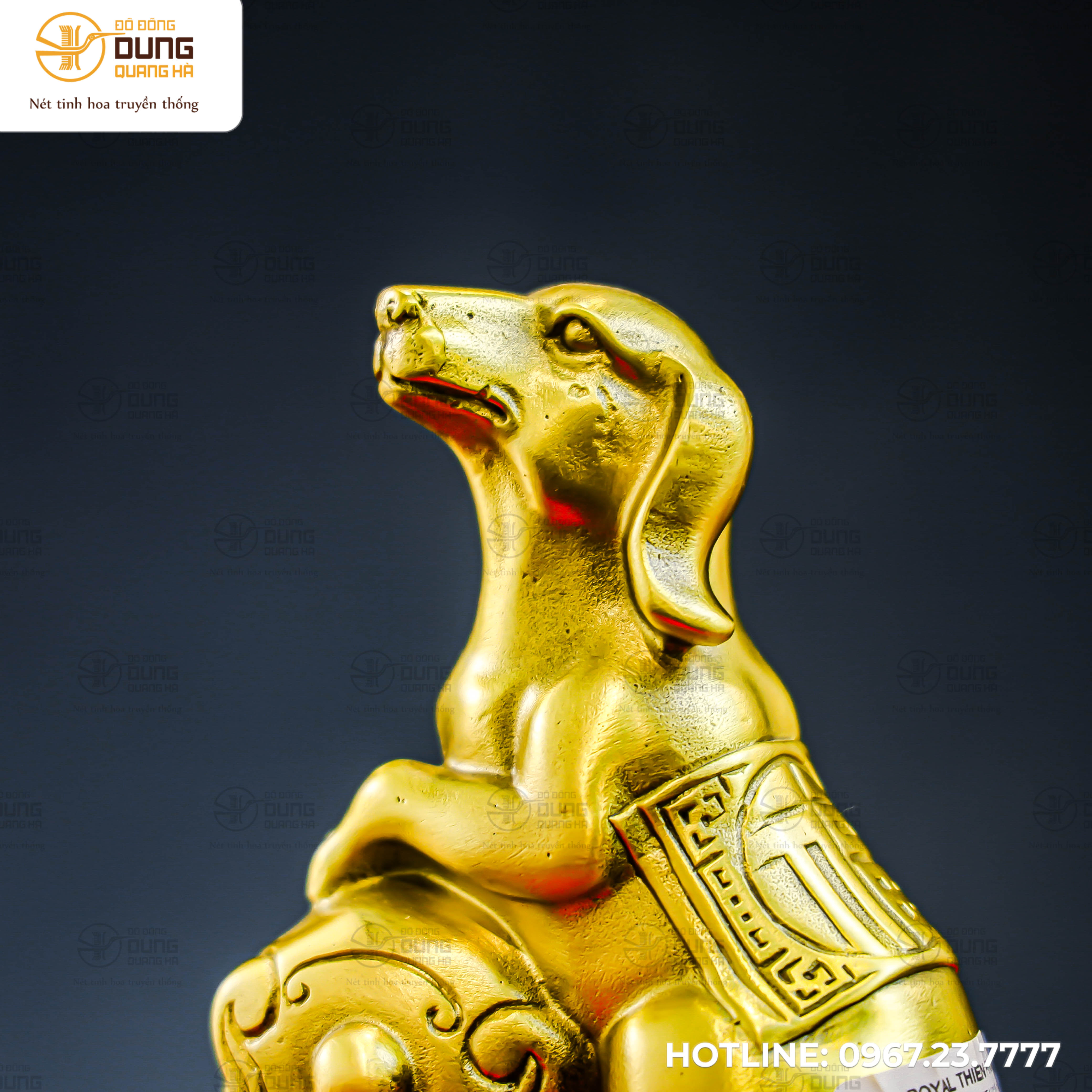 Tượng chó Như Ý bằng đồng vàng kích thước 10x15cm