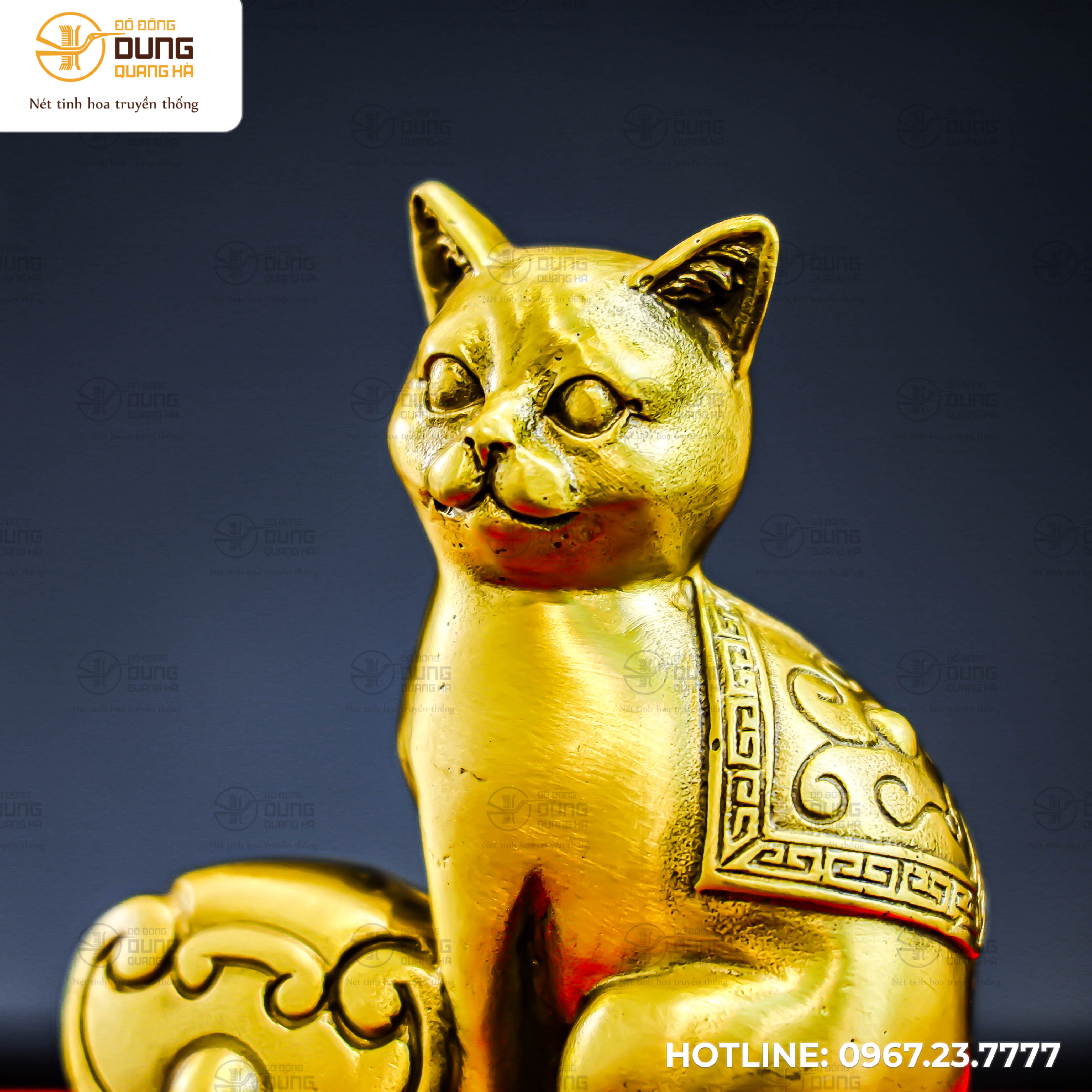 Tượng mèo Như Ý bằng đồng vàng kích thước 10x13cm