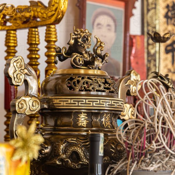 Giao lắp đặt cuốn thư câu đối và bộ tam sự hạc đồng 2 công nghệ cho khách ở Ba Vì - Hà Nội