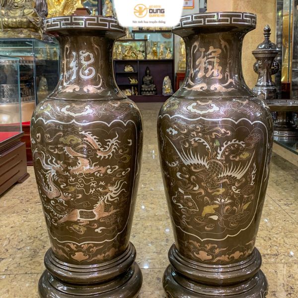 【Mách Bạn】Bày Lọ Lộc Bình Trang Trí Phòng Khách Chuẩn Phong Thủy 