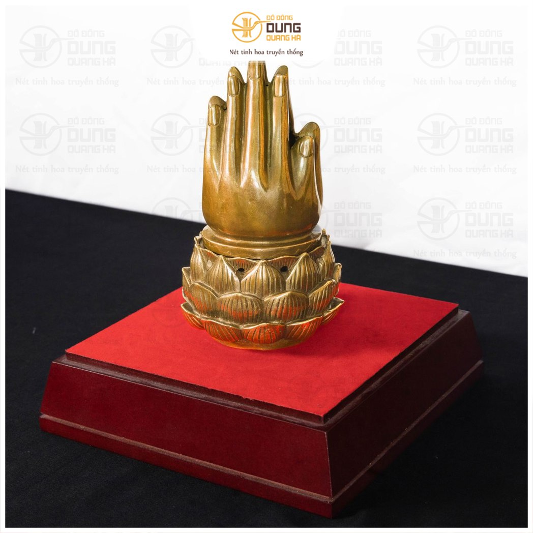 Lư xông trầm bằng đồng vàng hình bàn tay Đức Phật 10x18cm