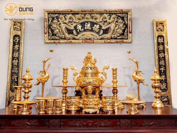 Tại Sao Đồ Thờ Đồng Mạ Vàng và Dát Vàng Được Ưa Chuộng ?