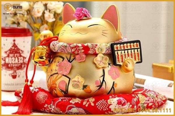 Mèo thần tài vẫy tay có ý nghĩa gì?