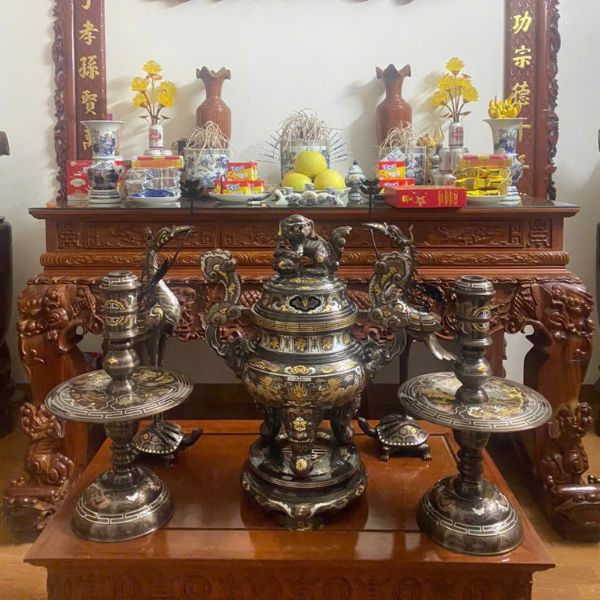 Bàn giao quả trống D50 dát vàng, bộ ngũ sự cao 70cm khảm ngũ sắc tại Hưng Yên