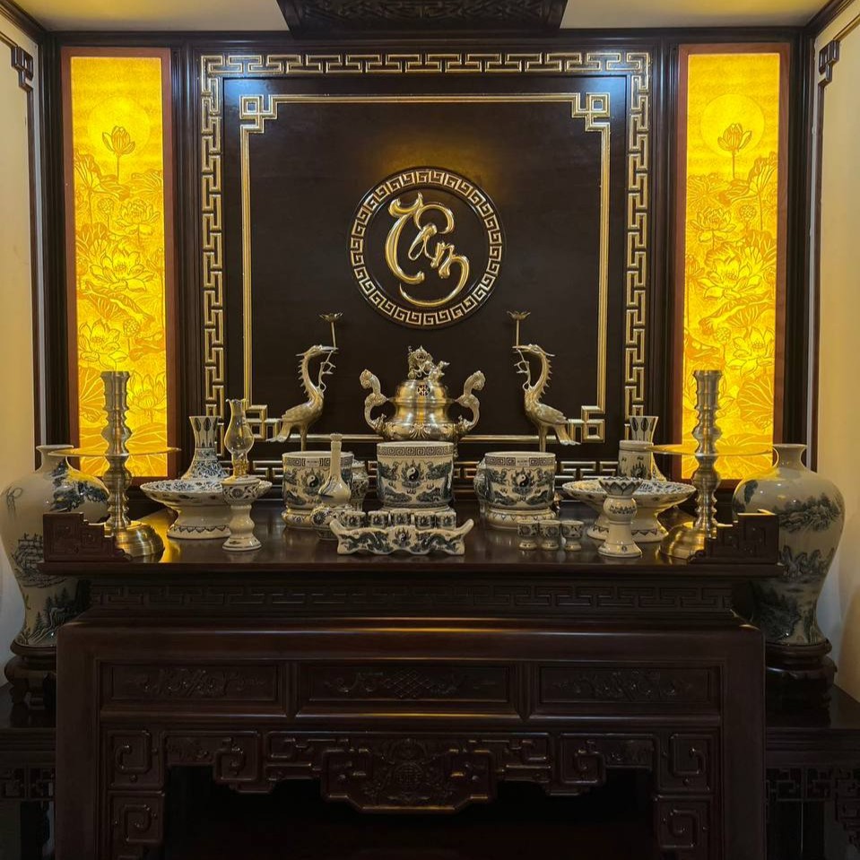 Bàn giao dự án thiết kế phòng thờ và bộ đồ thờ catut cho khách hàng tại Hải Phòng