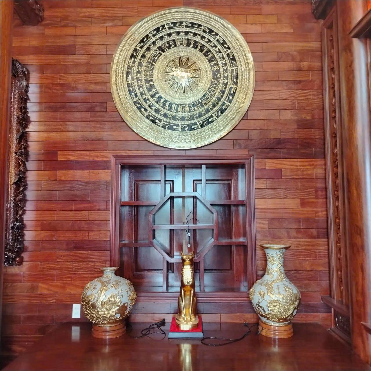 Hoàn thiện và bàn giao tranh mặt trống đồng 1m38 cho khách hàng tại Hải Dương