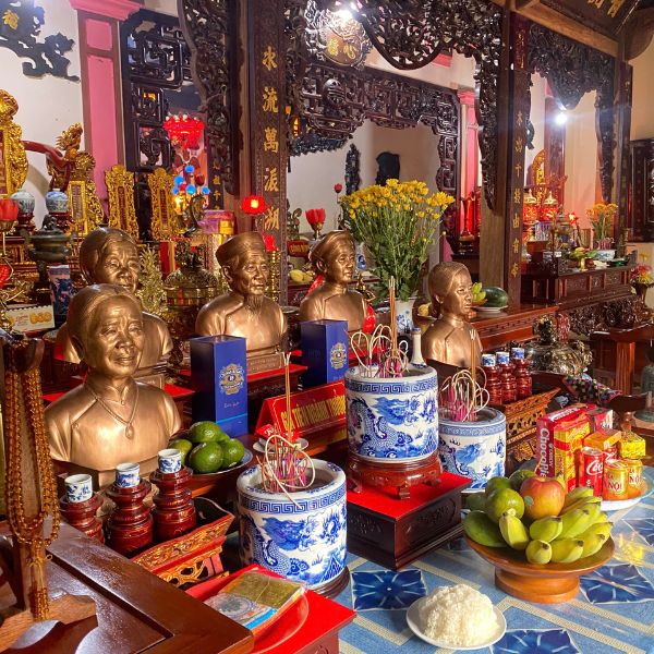 Dung Quang Hà Hoàn Thiện Và Bàn Giao Tượng Truyền Thần Tại Yên Khánh, Ninh Bình