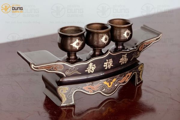 Bộ Ngai 3 Chén Và 5 Chén Trong Văn Hóa Thờ Cúng 