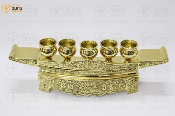 Bộ Ngai 3 Chén Và 5 Chén Trong Văn Hóa Thờ Cúng 