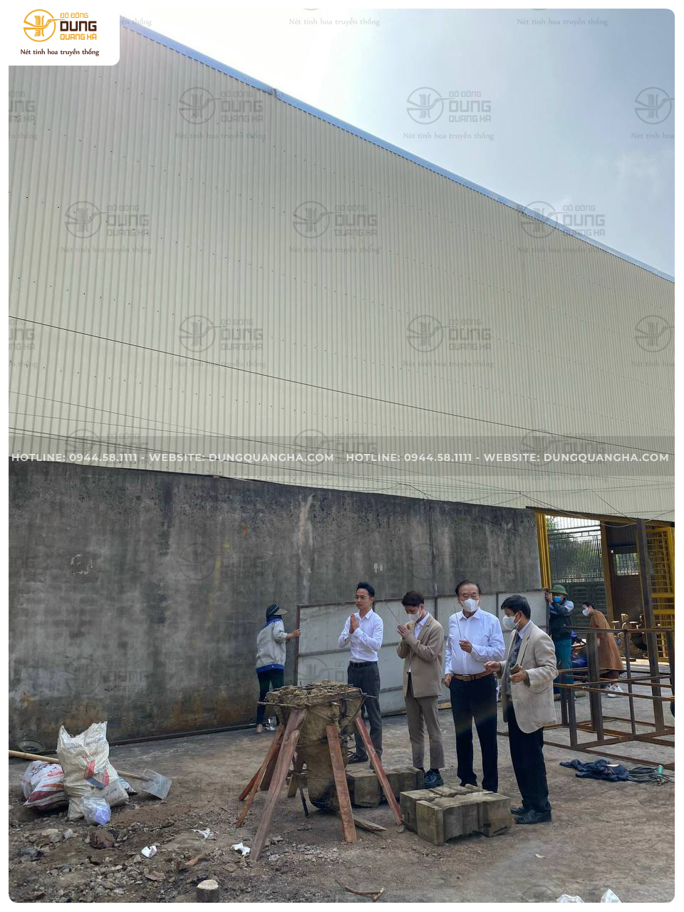 Khách về dự lễ đúc Cụ Tổ họ Đặng - Hoàng Cát - Hoằng Hải - Thanh Hóa