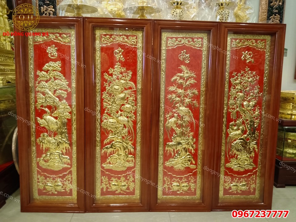 Tranh Tứ quý cổ đồng vàng nền đỏ khung gỗ tùng 1m2 x 40cm