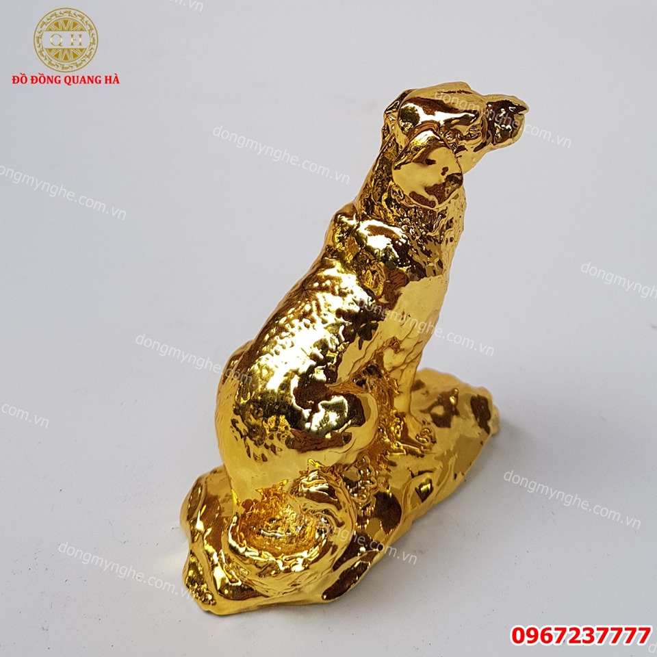 Tượng chó phong thủy bằng đồng mạ vàng 24k tinh xảo