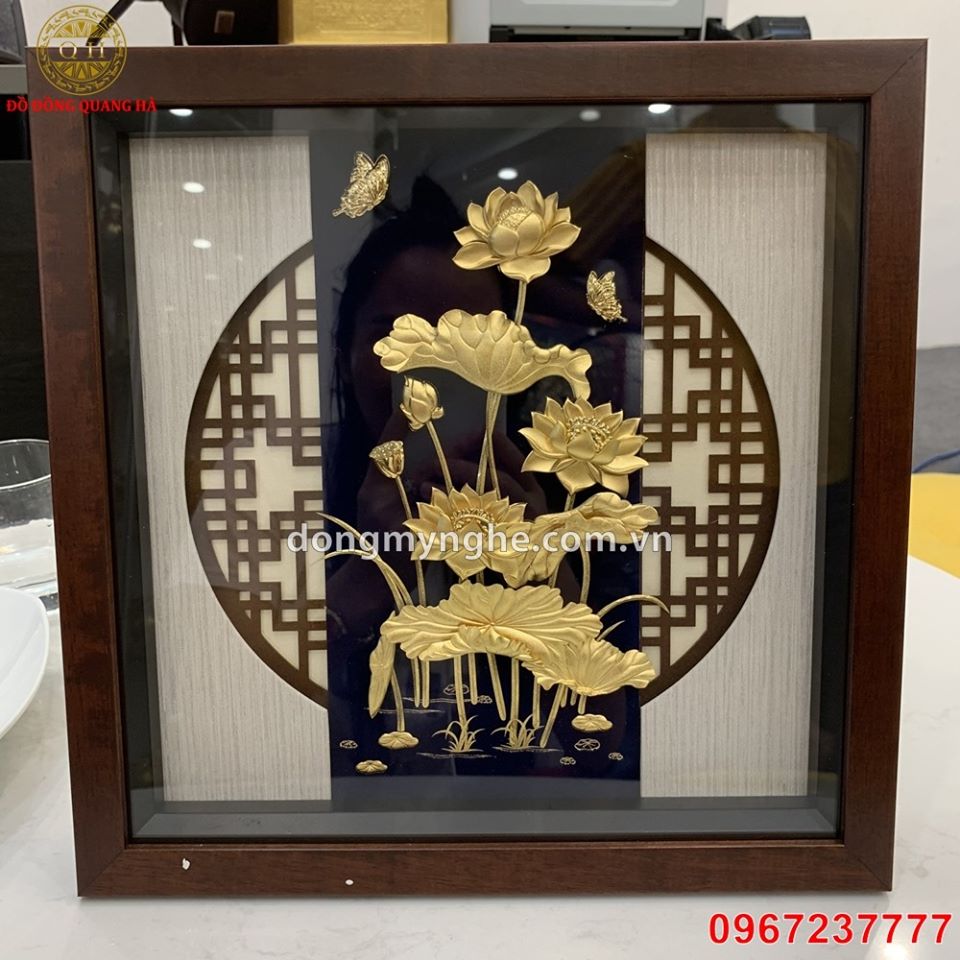 Tranh hoa sen mạ vàng mẫu 3 - Tranh đồng mỹ nghệ cao cấp