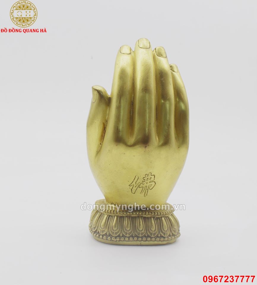 Bàn tay Phật bằng đồng cổ kính tinh xảo