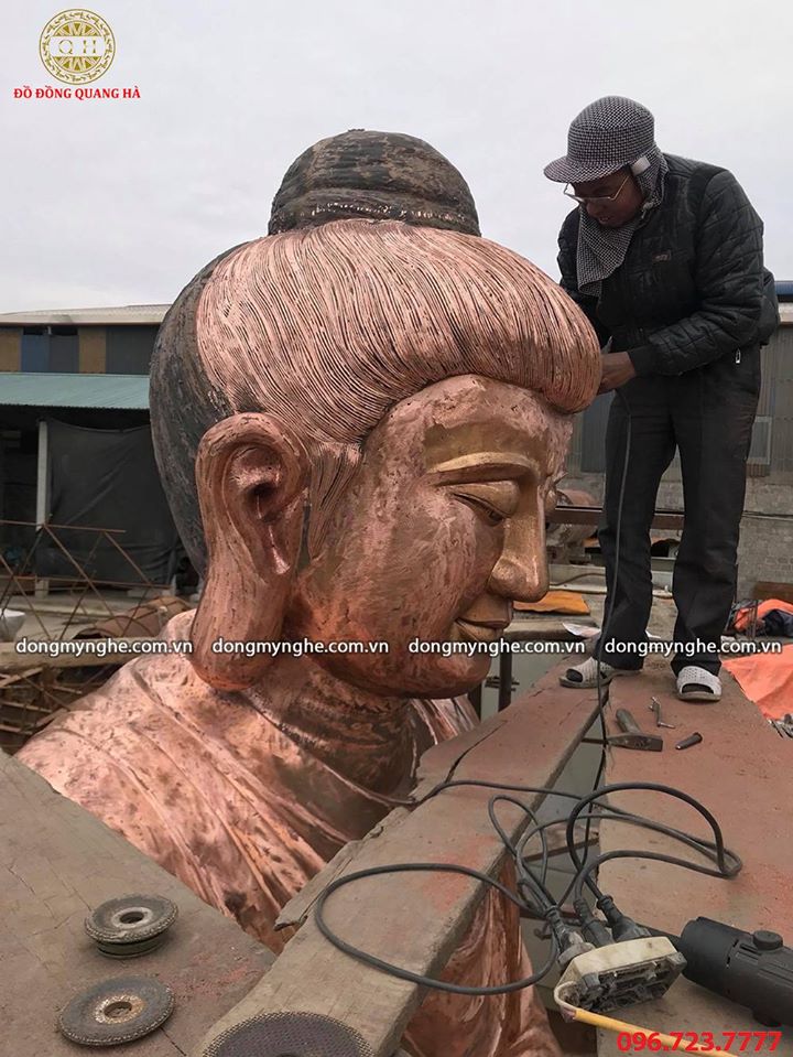 Đúc tượng Phật Thích Ca bằng đồng cao 3m