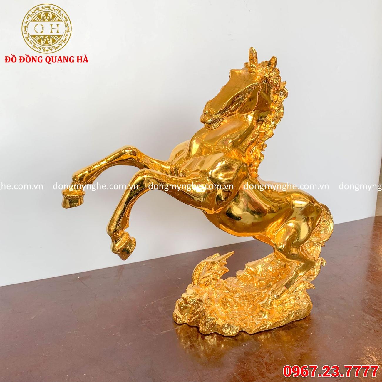Tượng ngựa phong thủy bằng đồng mạ vàng 24k tuyệt đẹp