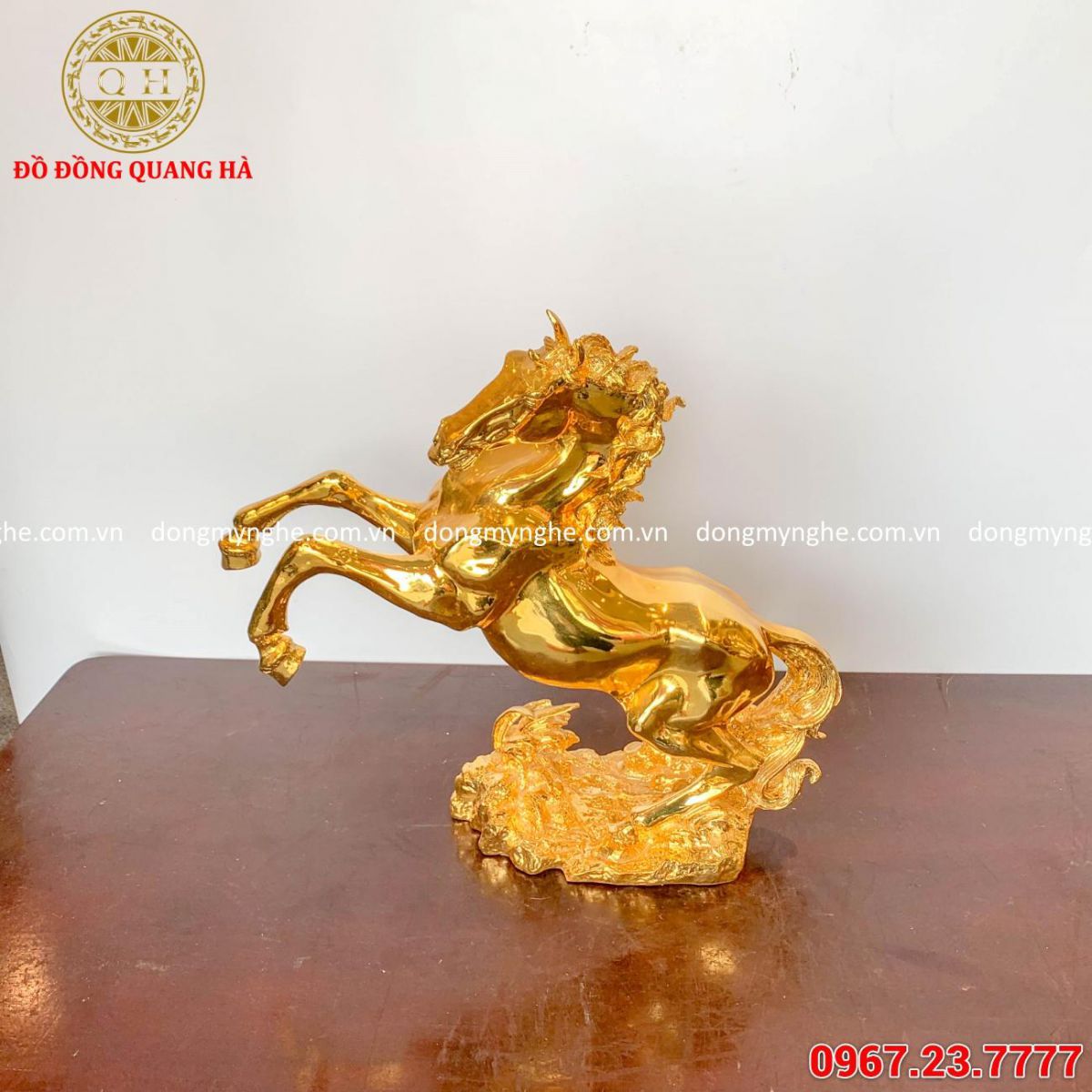 tượng ngựa phong thủy bằng đồng mạ vàng 24k