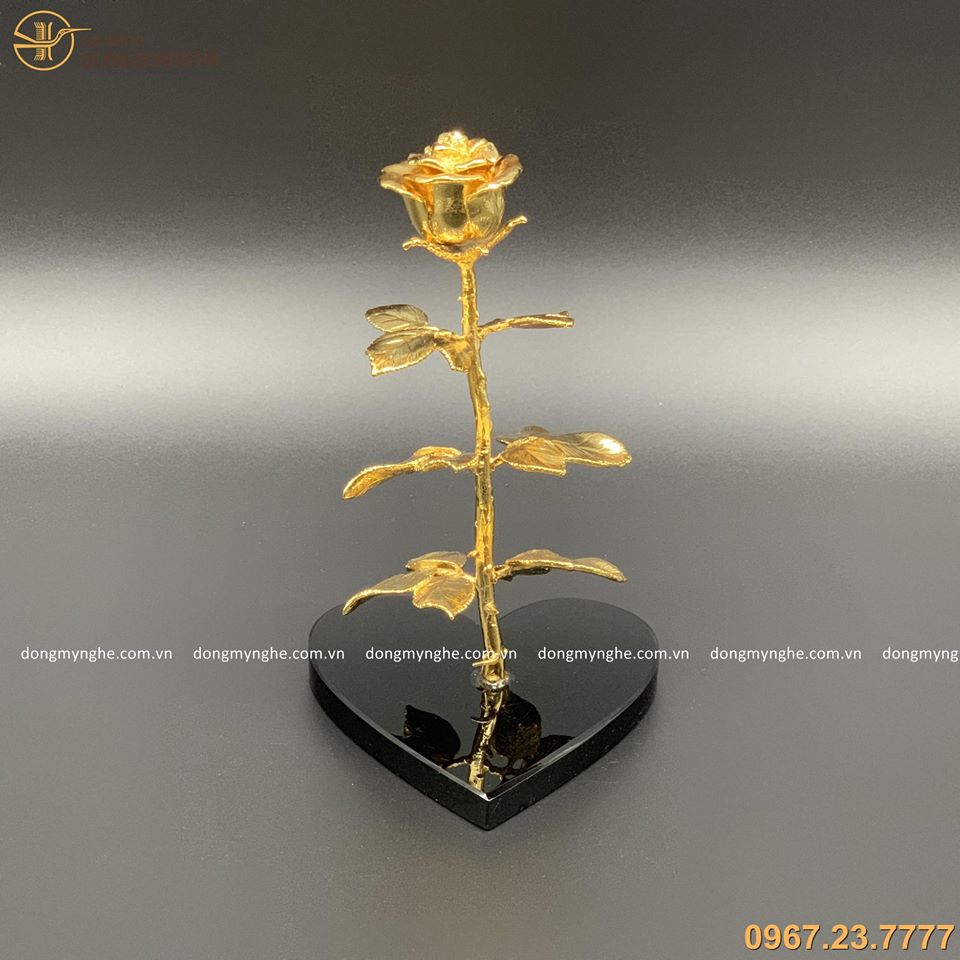 Hoa hồng mạ vàng 24k thiết kế tinh xảo ấn tượng cao 15cm