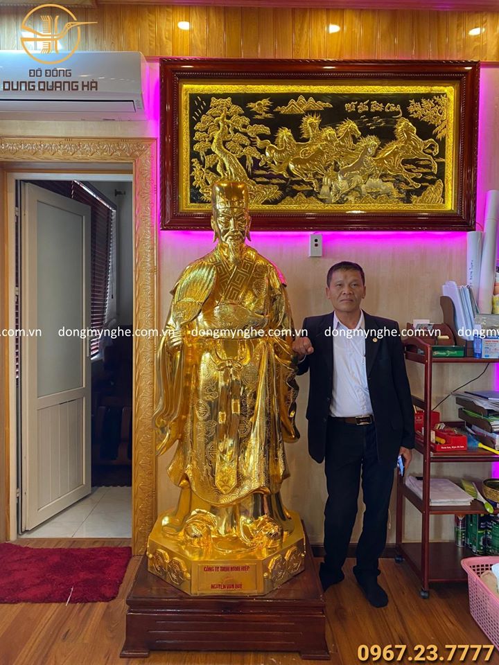 Tượng Khổng Minh bằng đồng cao 1m7 thếp vàng 9999 nặng 4 tạ