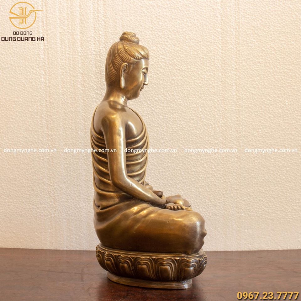 Tượng Phật Thích Ca bằng đồng vàng hun đẹp tôn nghiêm