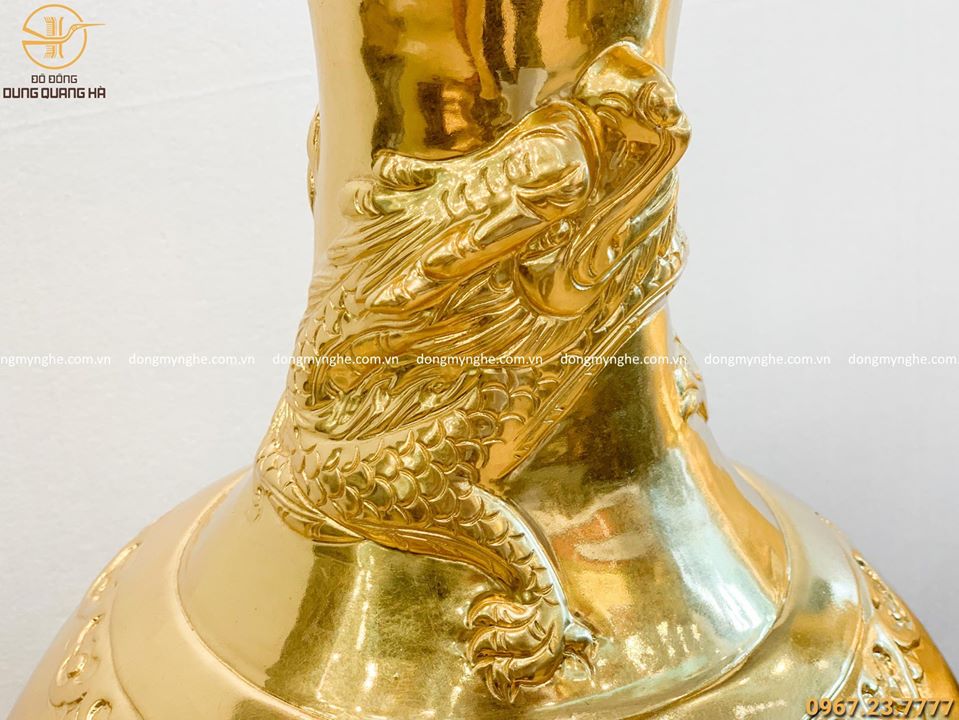 Lọ hoa trang trí dát vàng 9999 cao 60cm - cả đế 78cm