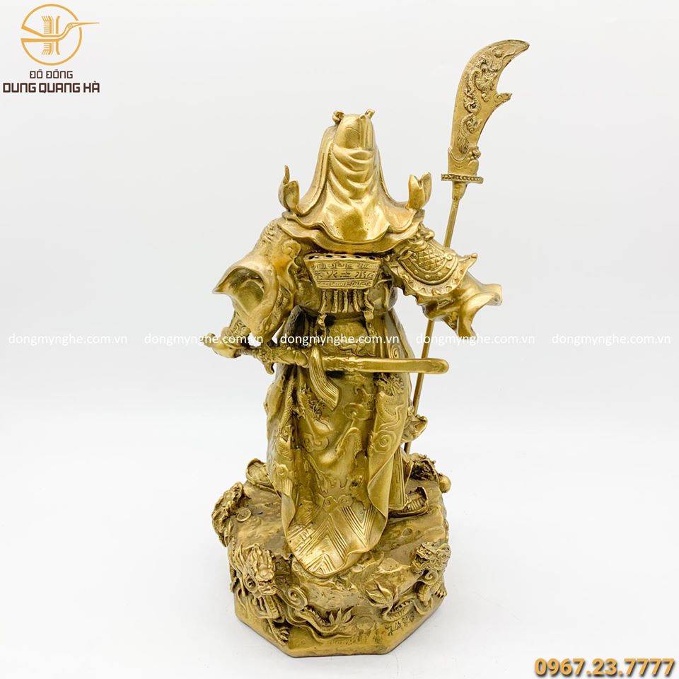 Tượng Quan Công đứng bệ rồng ngũ kỳ bằng đồng vàng cao 36cm