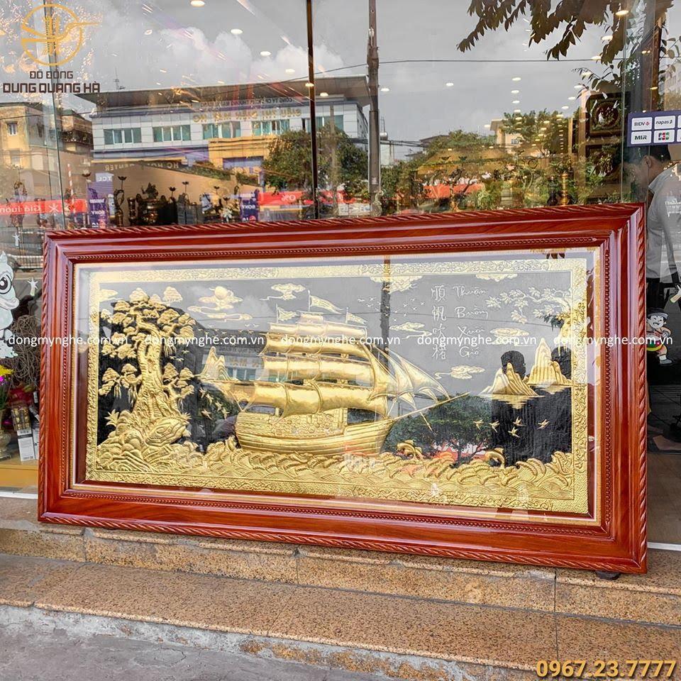 Tranh Thuận Buồm Xuôi Gió khung gỗ hương 2m3 x 1m2 dát vàng 9999
